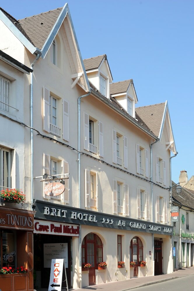 Фото Au Grand Saint Jean