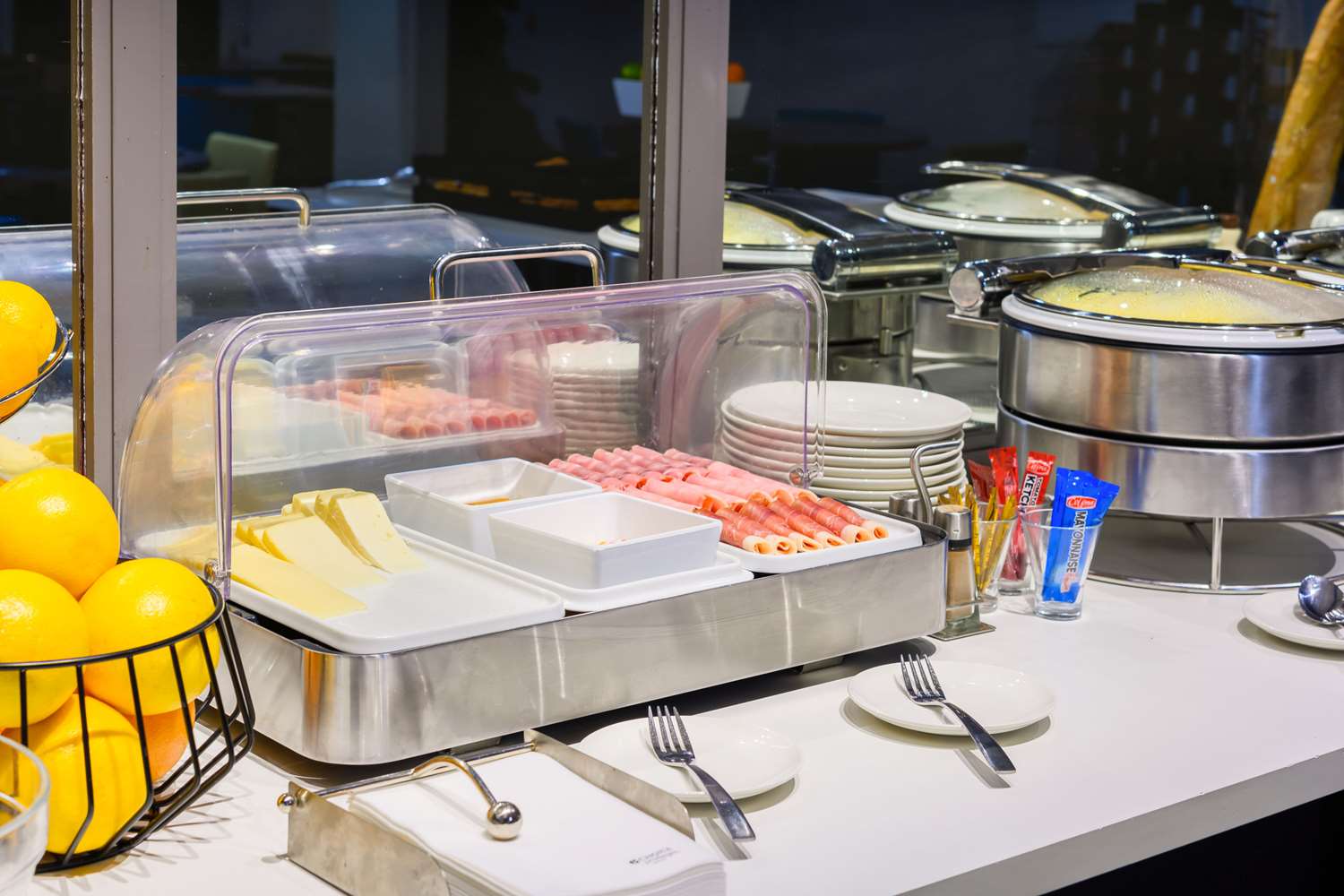 Фото Kyriad Lille Gare - Grand Palais