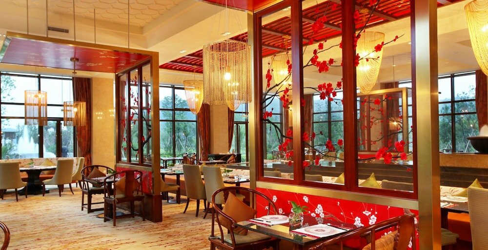 Фото New Century Resort Jiu Long Lake Ningbo