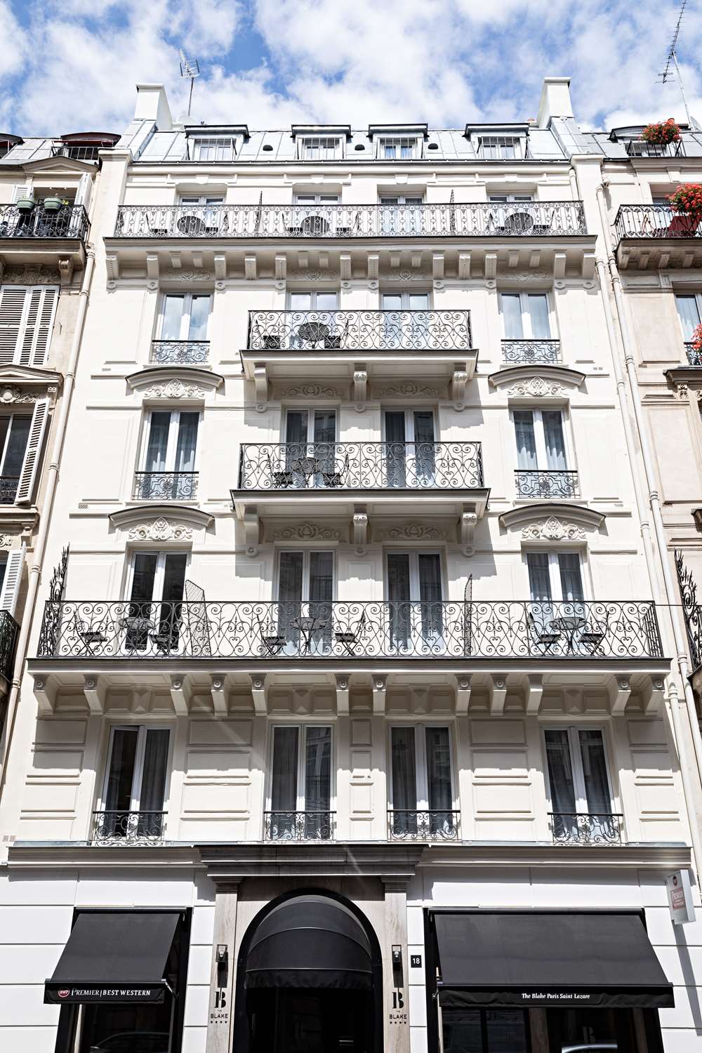 Фото Best Western Premier The Blake Paris Gare Saint Lazare