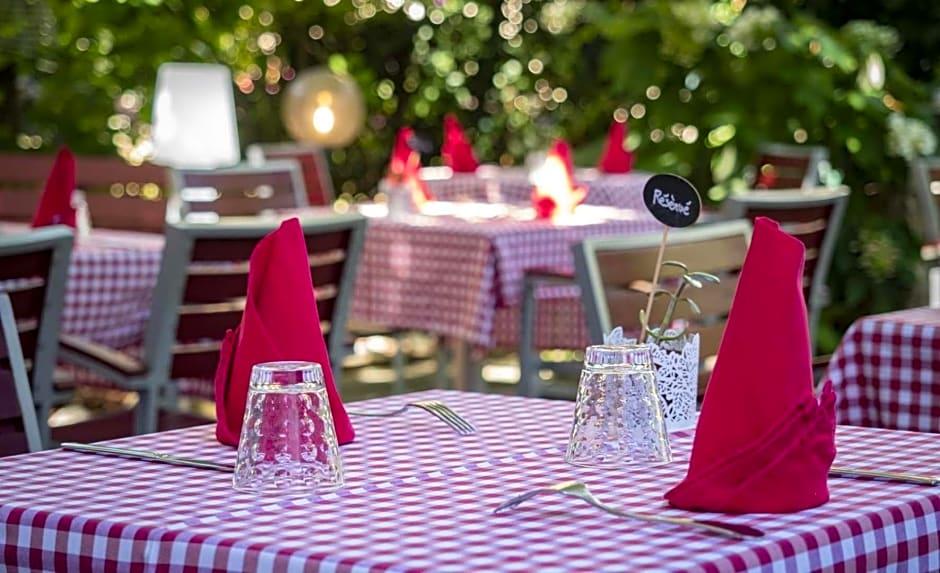 Фото Hôtel aux Sapins