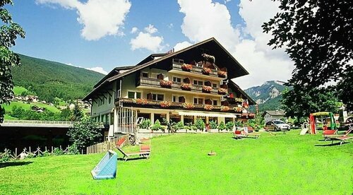 Внешний вид отеля Hotel Rodes в Кастельрутто, фото 1