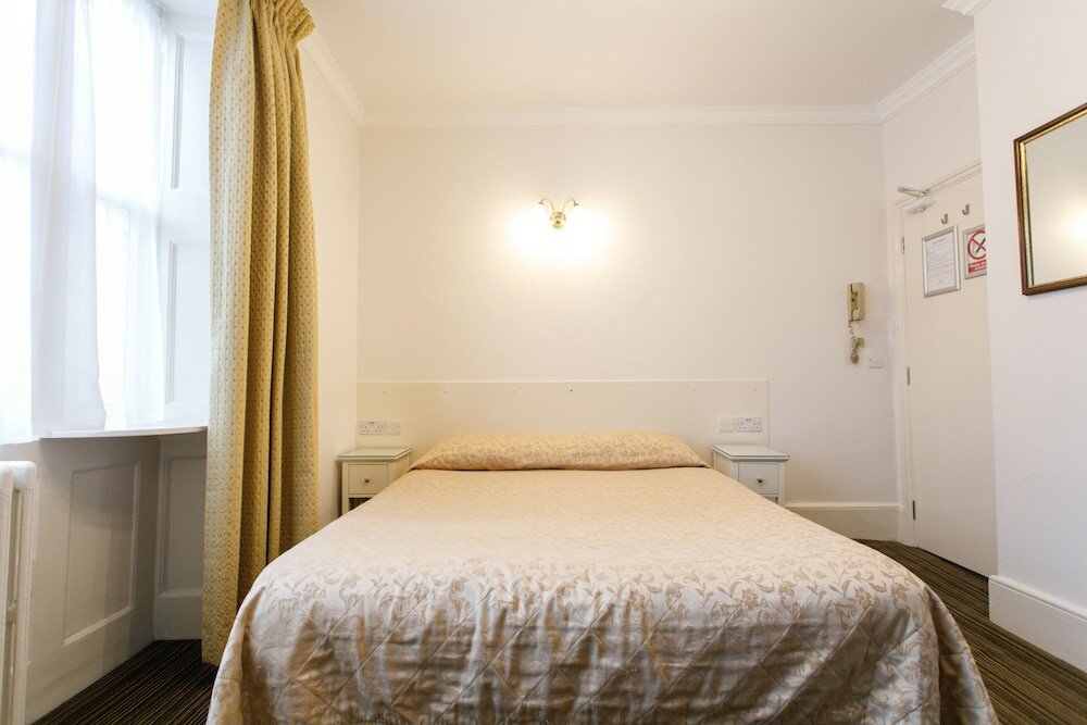 Фото Jesmond Hotel