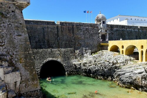 Внешний вид отеля Mercearia d'Alegria Boutique B&b в Пенише, фото 2