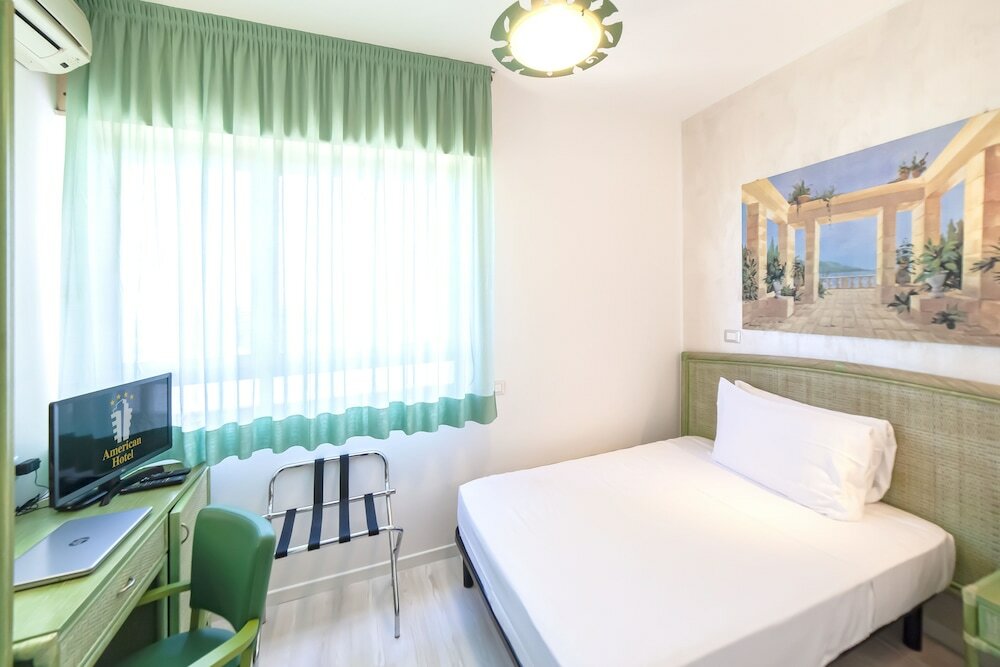 Фото American Hotel