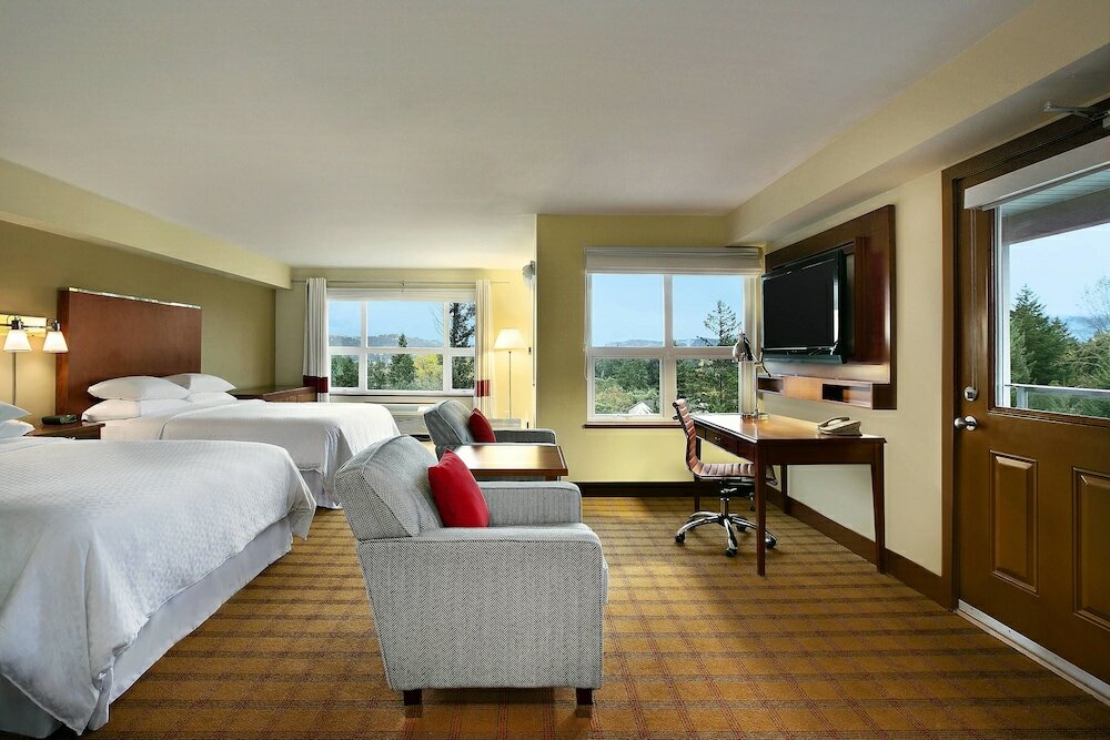 Фото Four Points by Sheraton Victoria Gateway