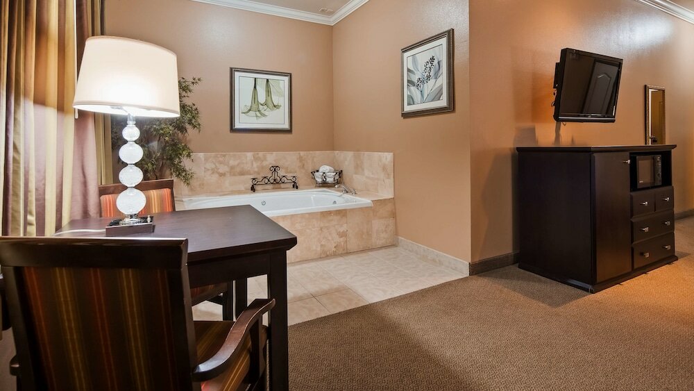 Фото Best Western Plus Route 66 Glendora Inn