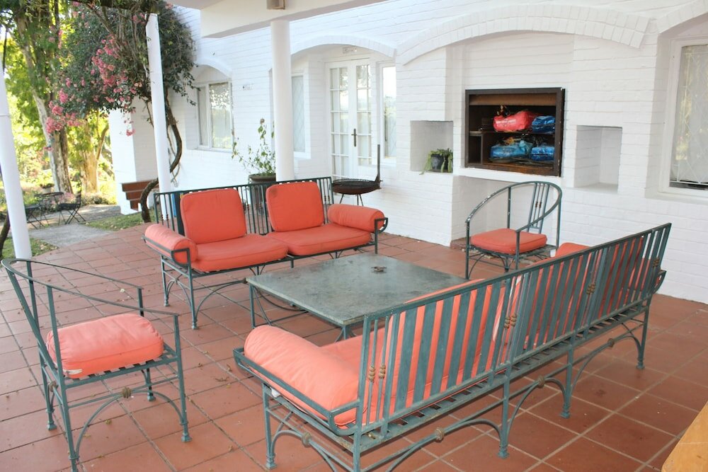 Фото Sugar Hill Manor Guesthouse