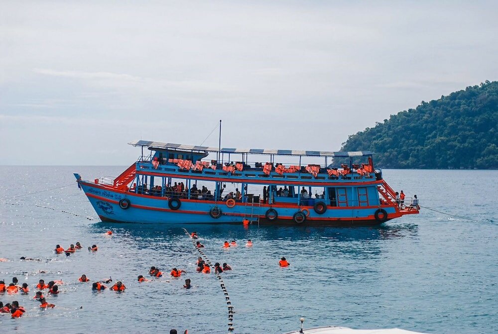 Фото Coconut Beach Resort