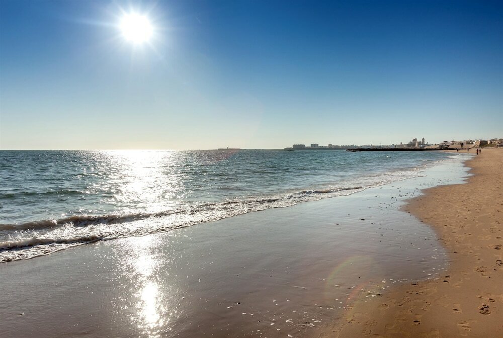 Фото Occidental Cádiz