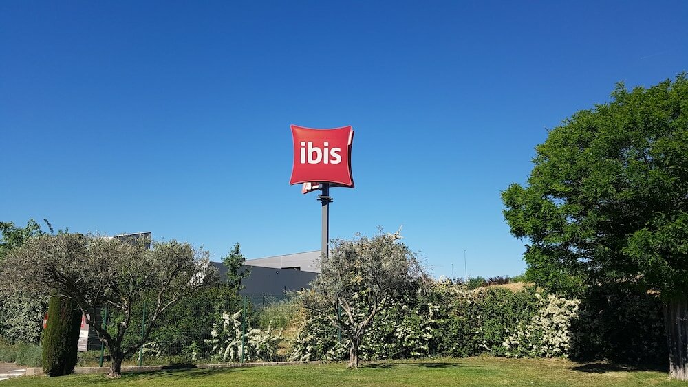 Фото Hôtel ibis Aix EN Provence