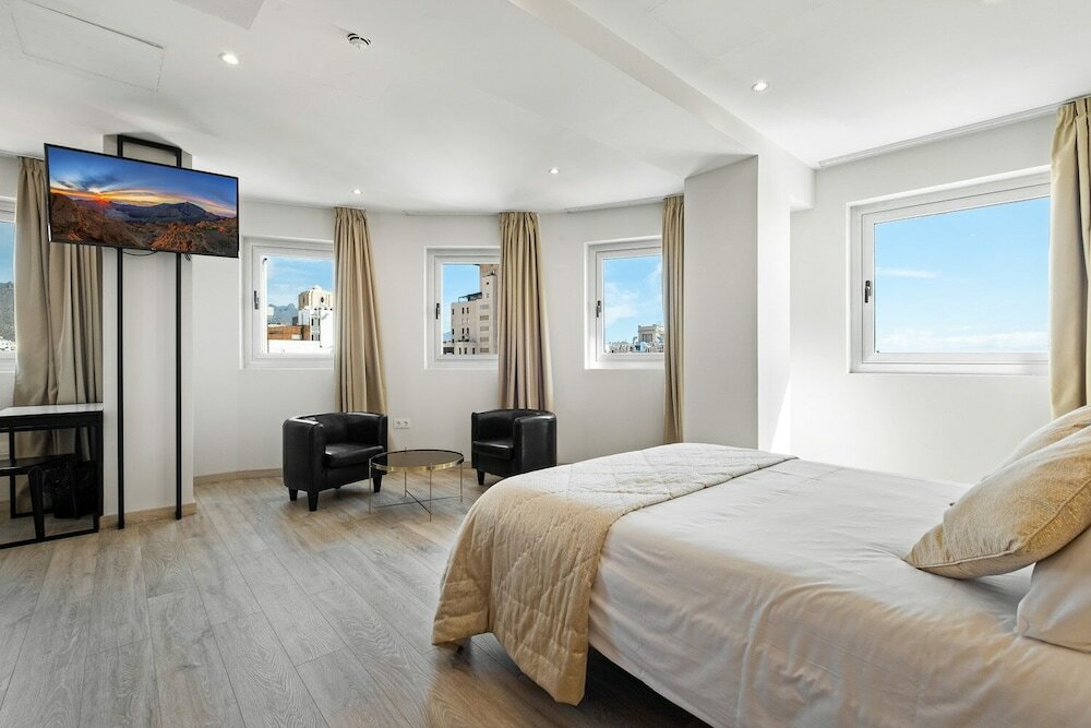 Фото Urban Anaga Hotel