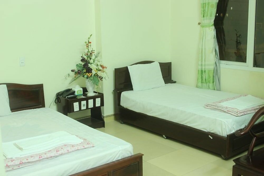 Фото Duong Dan Hotel