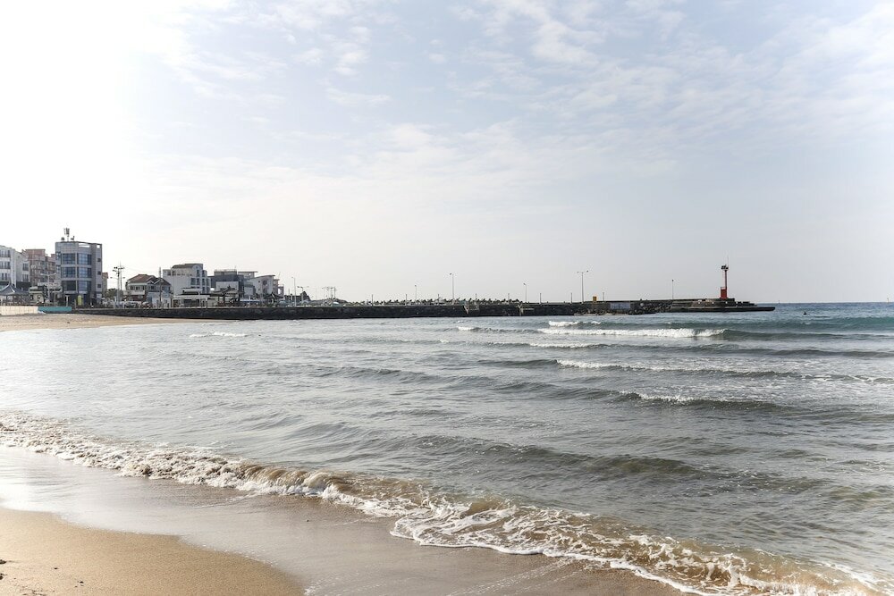 Фото Jeju Ocean Family Hotel