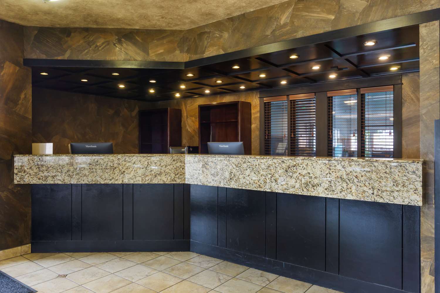 Фото Best Western Plus Yakima Hotel