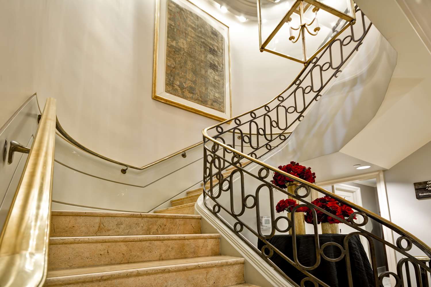 Фото Hilton Checkers