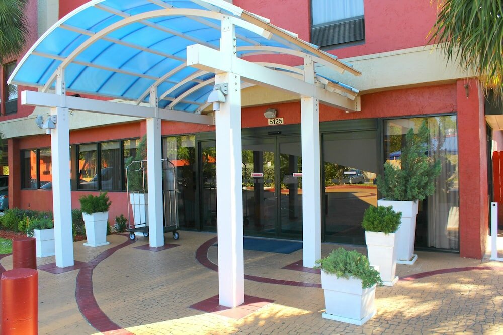 Фото отеля 3