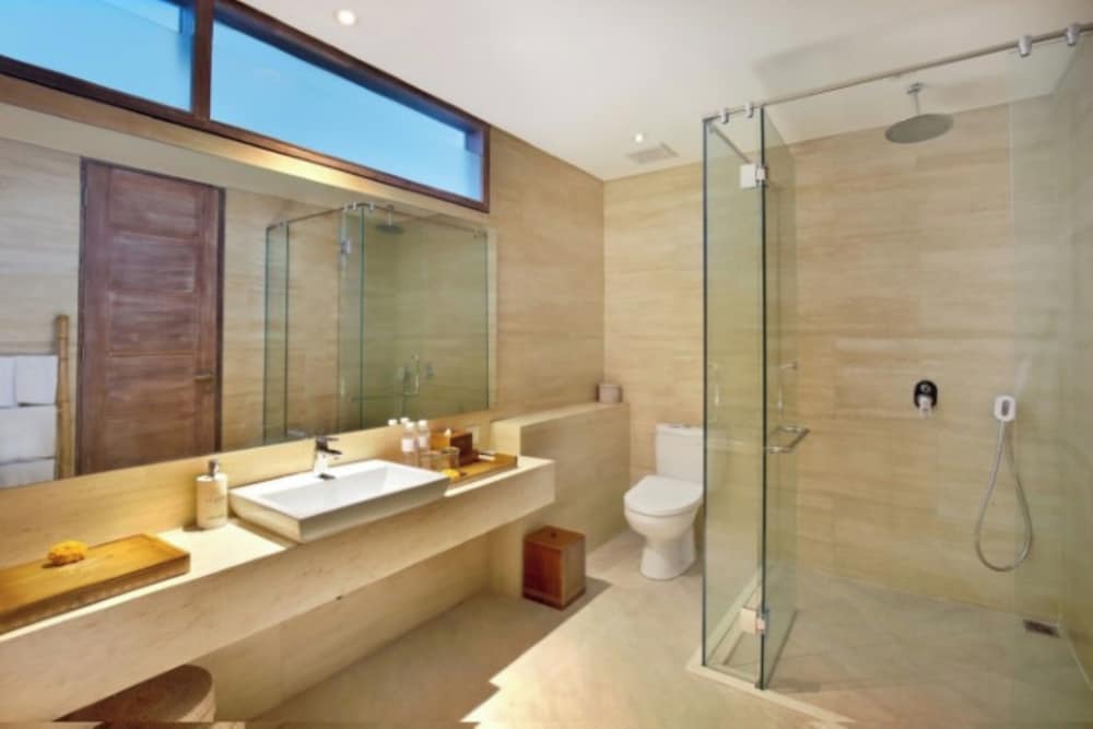 Фото La Mira Villa Seminyak by Ini Vie Hospitality