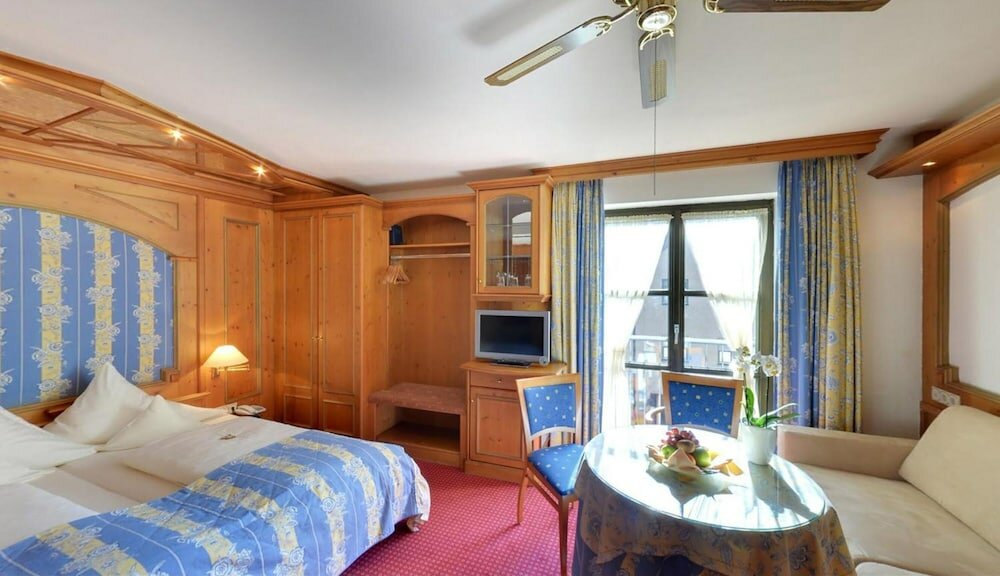 Фото Hotel Augsburger Hof