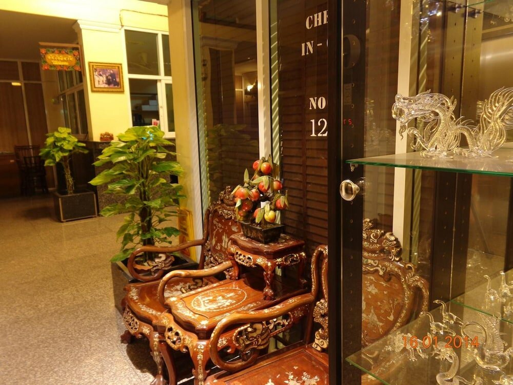 Фото Lodge 61 Bed & Breakfast Hotel