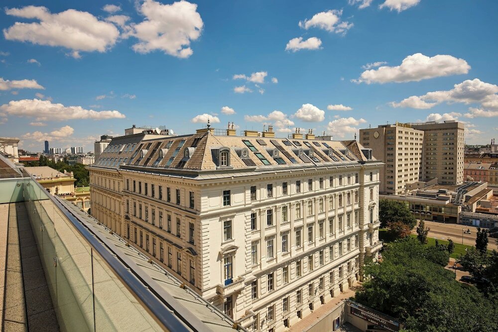 Фото The Ritz-Carlton