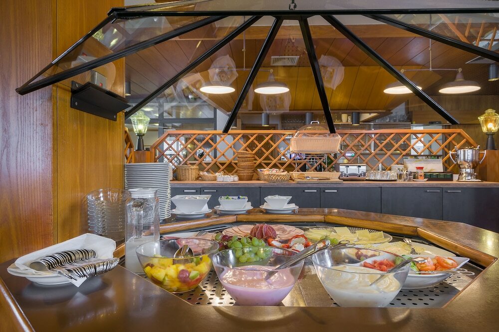 Фото Novum Hotel Strohgäu