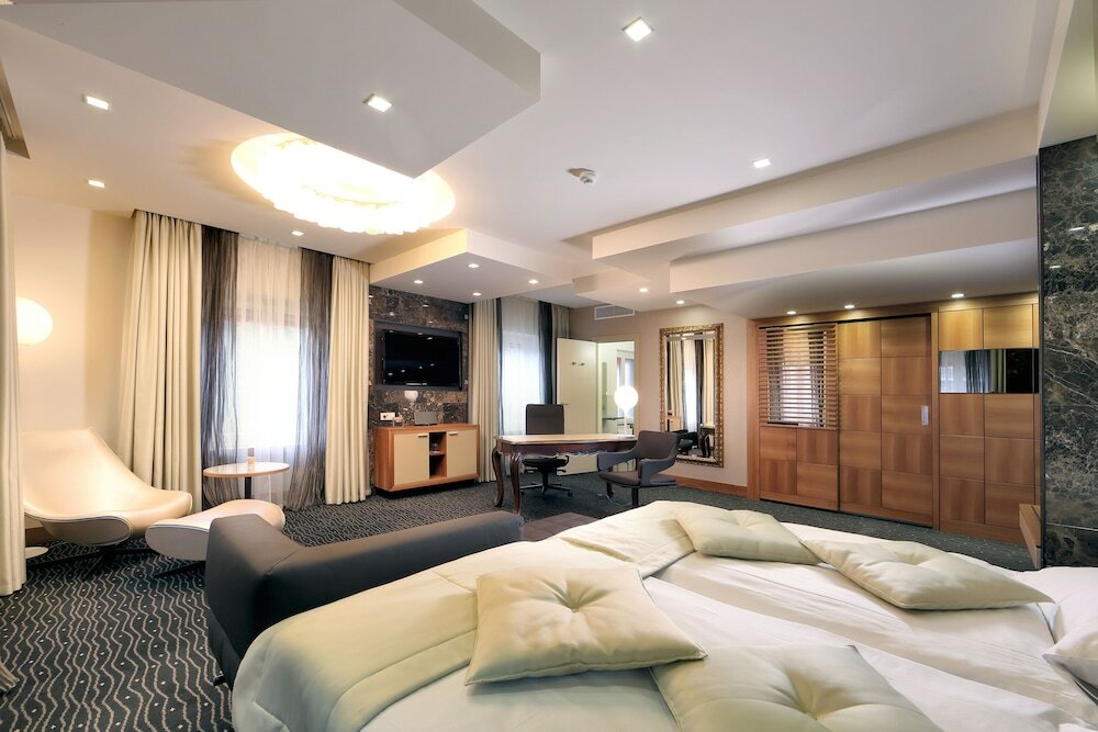 Фото Hotel St. Gotthard