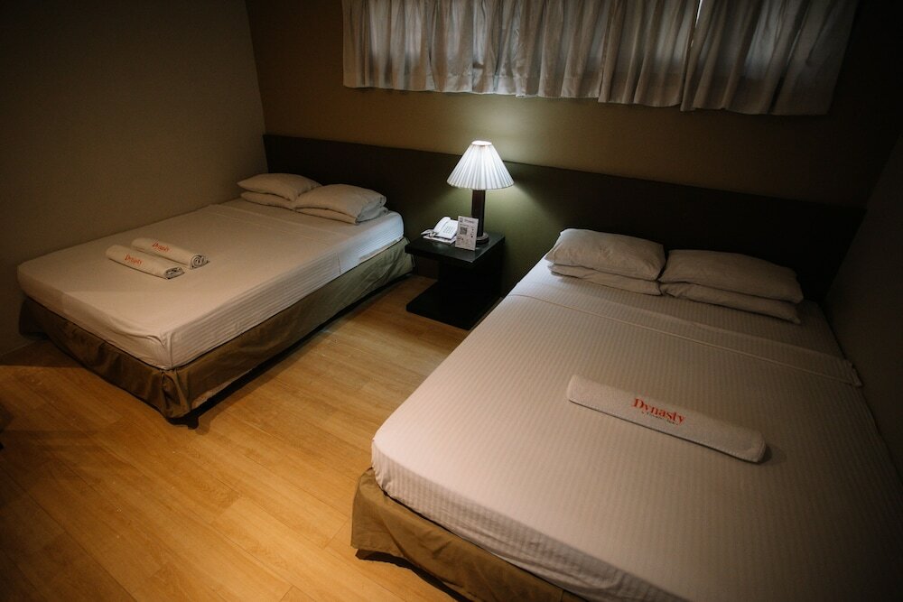 Фото Dynasty Tourist Inn