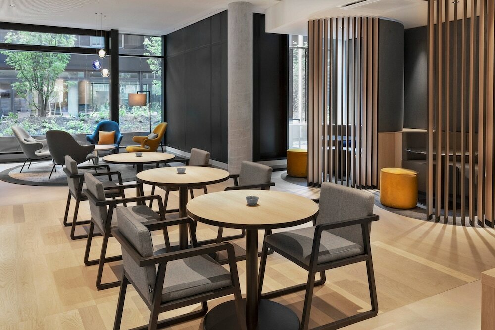 Фото Courtyard by Marriott Freiburg