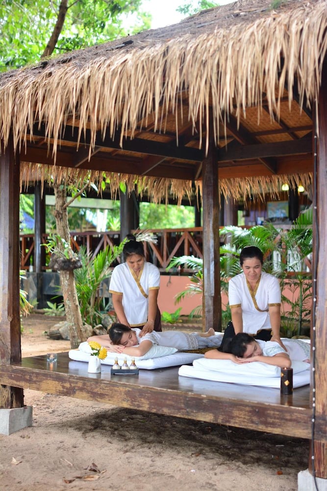 Фото Rocky Point Resort