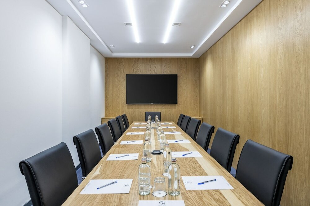 Фото Clocks Hotel