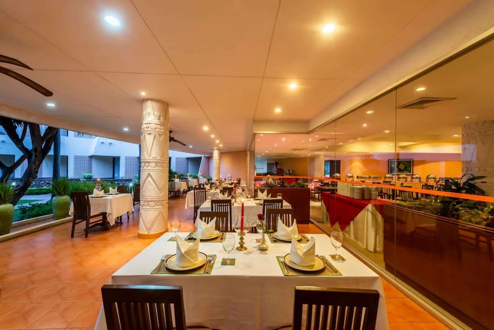 Фото Hotel Tropicana Pattaya