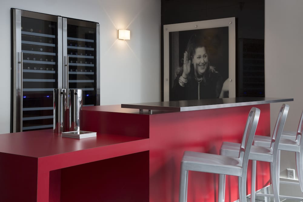 Фото Comfort Inn & Suites Baltimore Inner Harbor