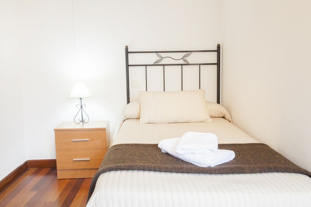 Фото Apartamentos Alday