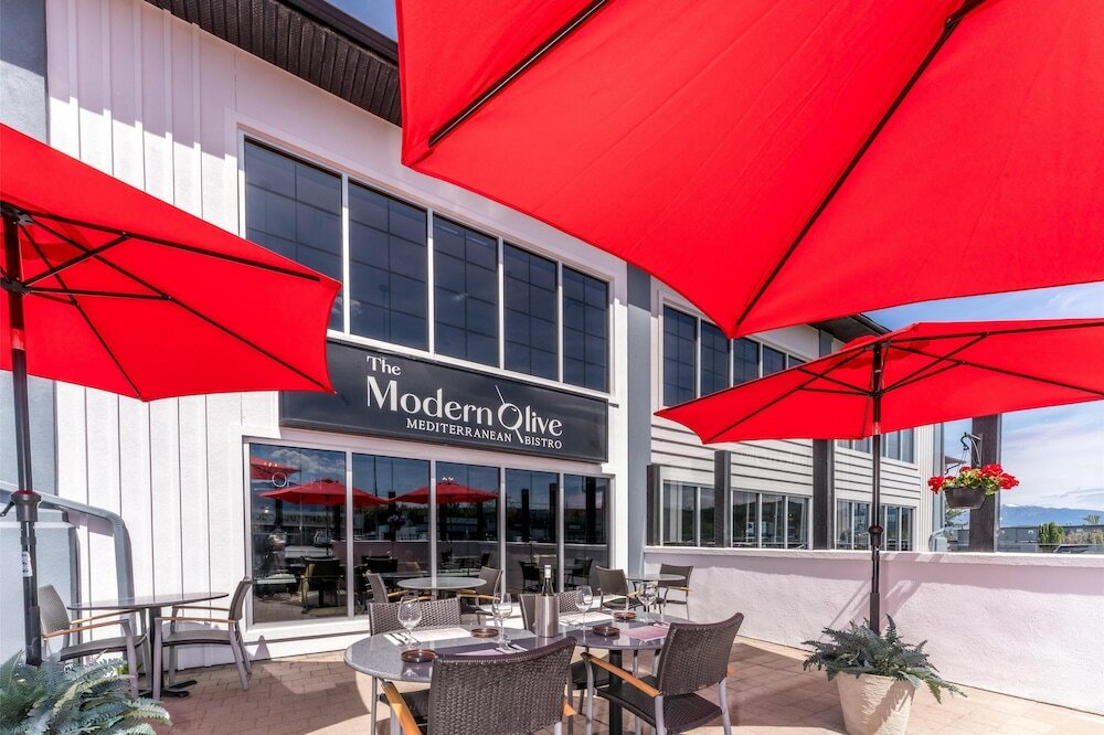 Фото Best Western Cranbrook Hotel