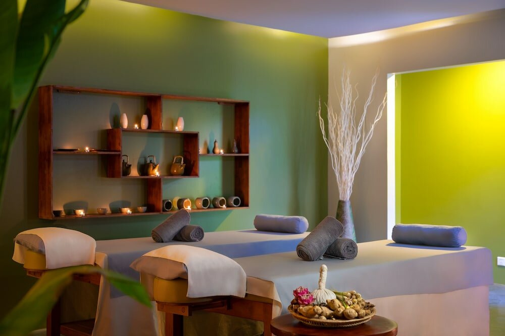 Фото Heritage Suites Hotel