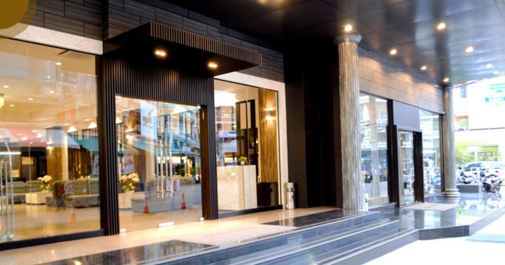 Фото The Grand Day Night