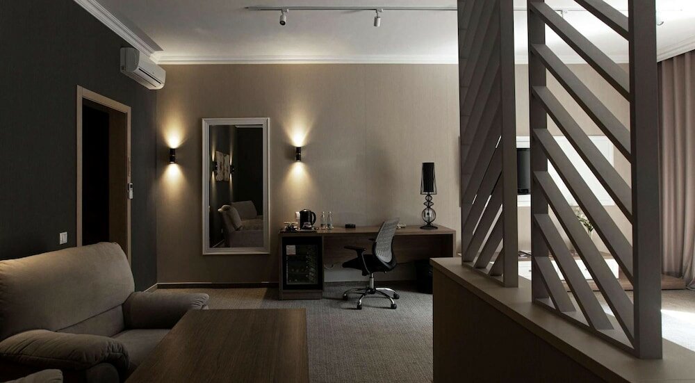 Фото Best Western Plus Flowers Hotel