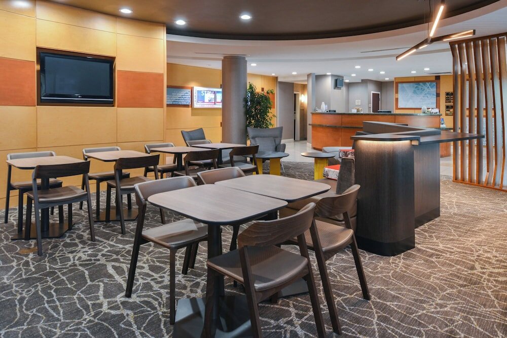 Фото SpringHill Suites by Marriott Lancaster