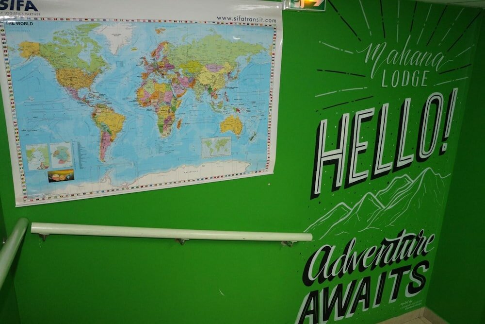 Фото Mahana Lodge Hostel & Backpacker