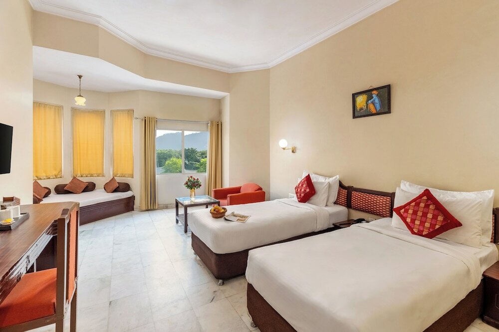 Фото Hotel Vishnupriya