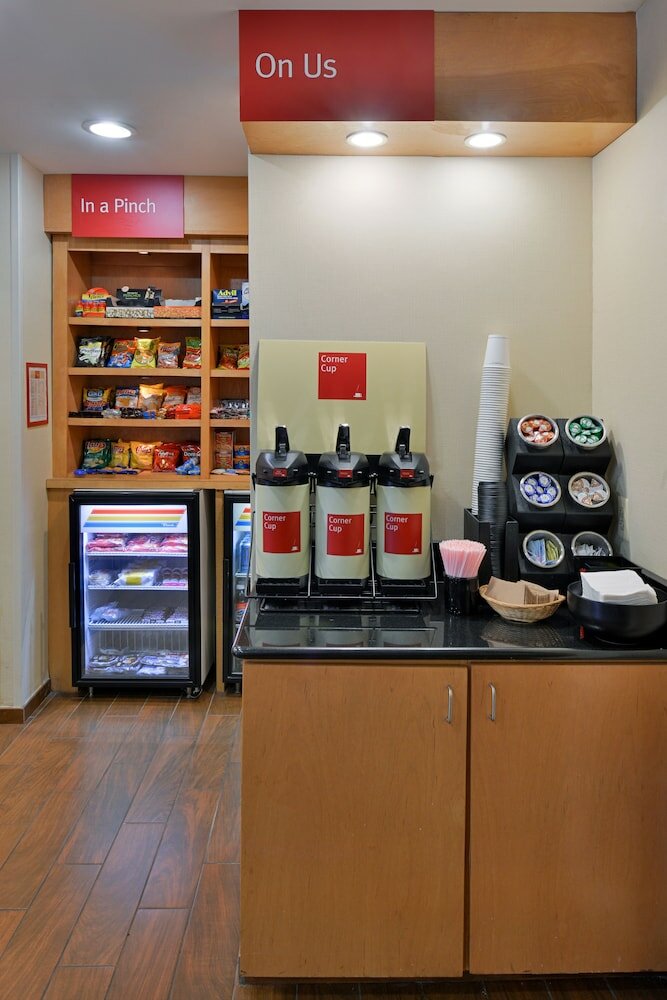 Фото Towneplace Suites by Marriott Warren