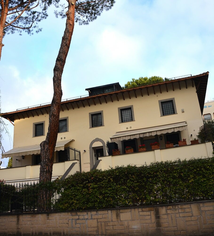 Фото Gemelli Hotel