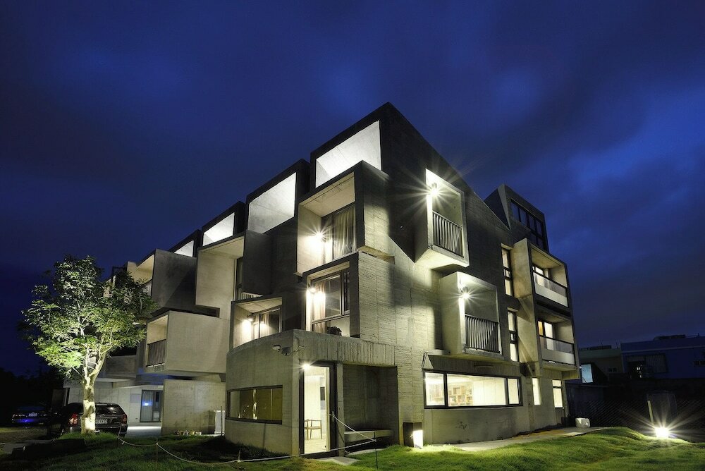 Фото The Light Inn