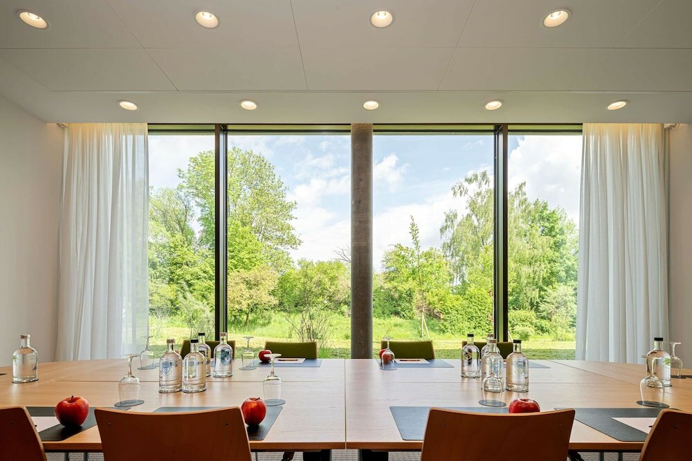 Фото IntercityHotel Zurich Airport