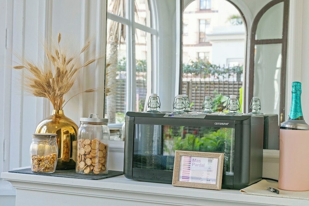 Фото Mihlton Barcelona Boutique B&b