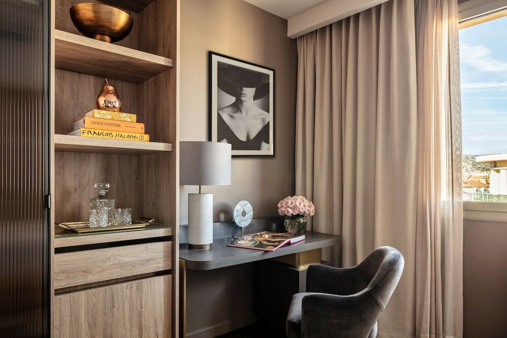 Фото Anantara Plaza Nice 