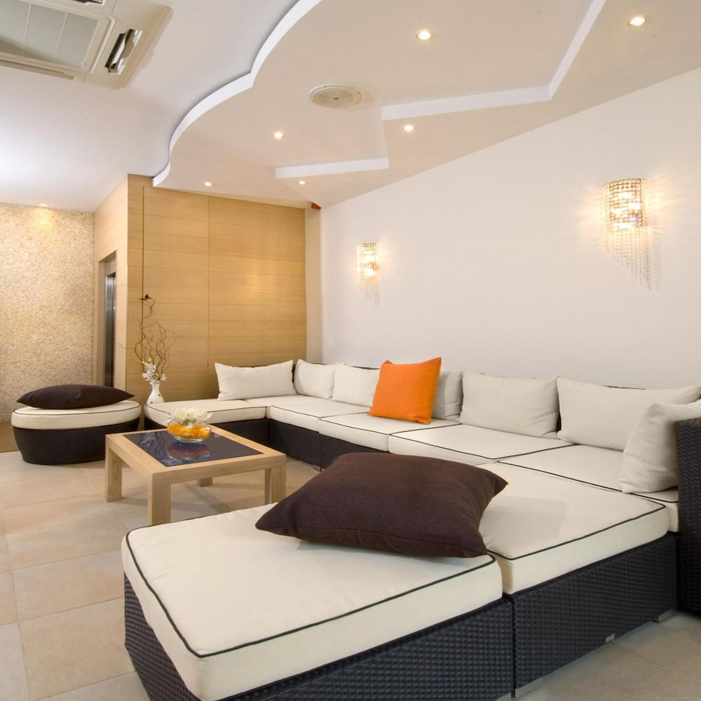 Фото Hotel Muccioli