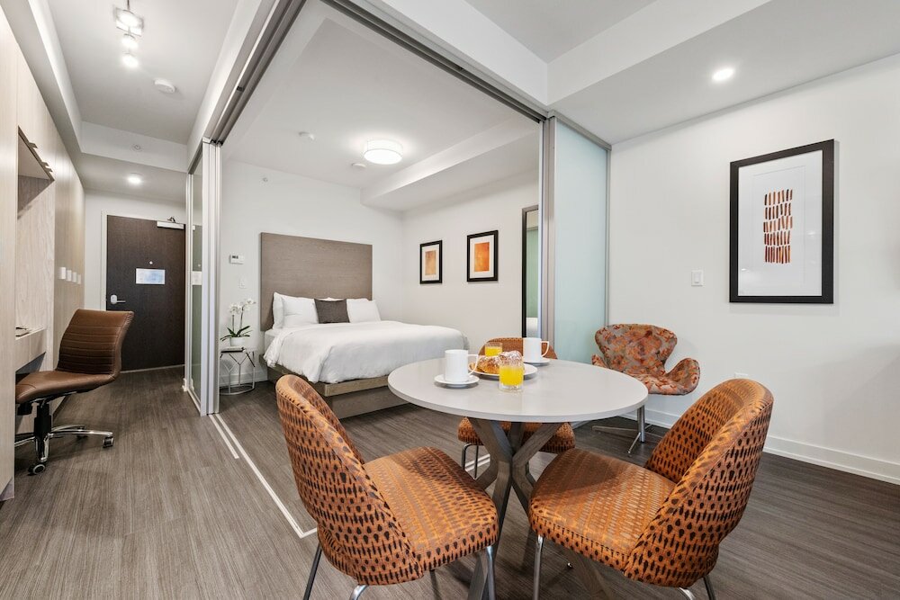 Фото ReStays Ottawa