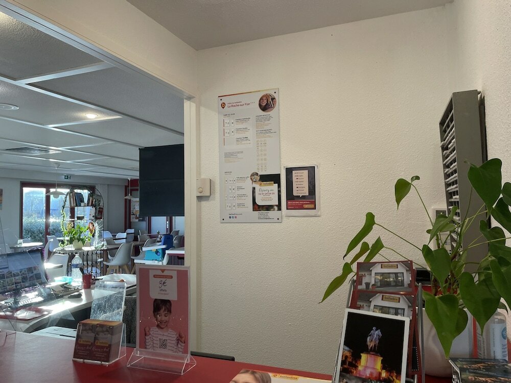 Фото Hotel Initial by Balladins La Roche-sur-Yon